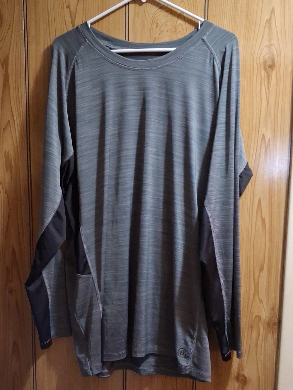 Hang Ten Men's Long Sleeve Crew Shirt - Olive